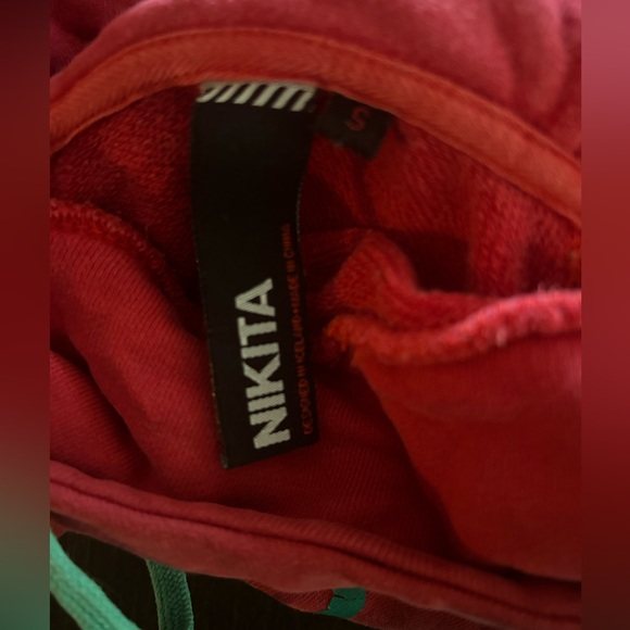 5/25$ ✨ GUC Vintage Nikita Hoodies - Picture 9 of 10
